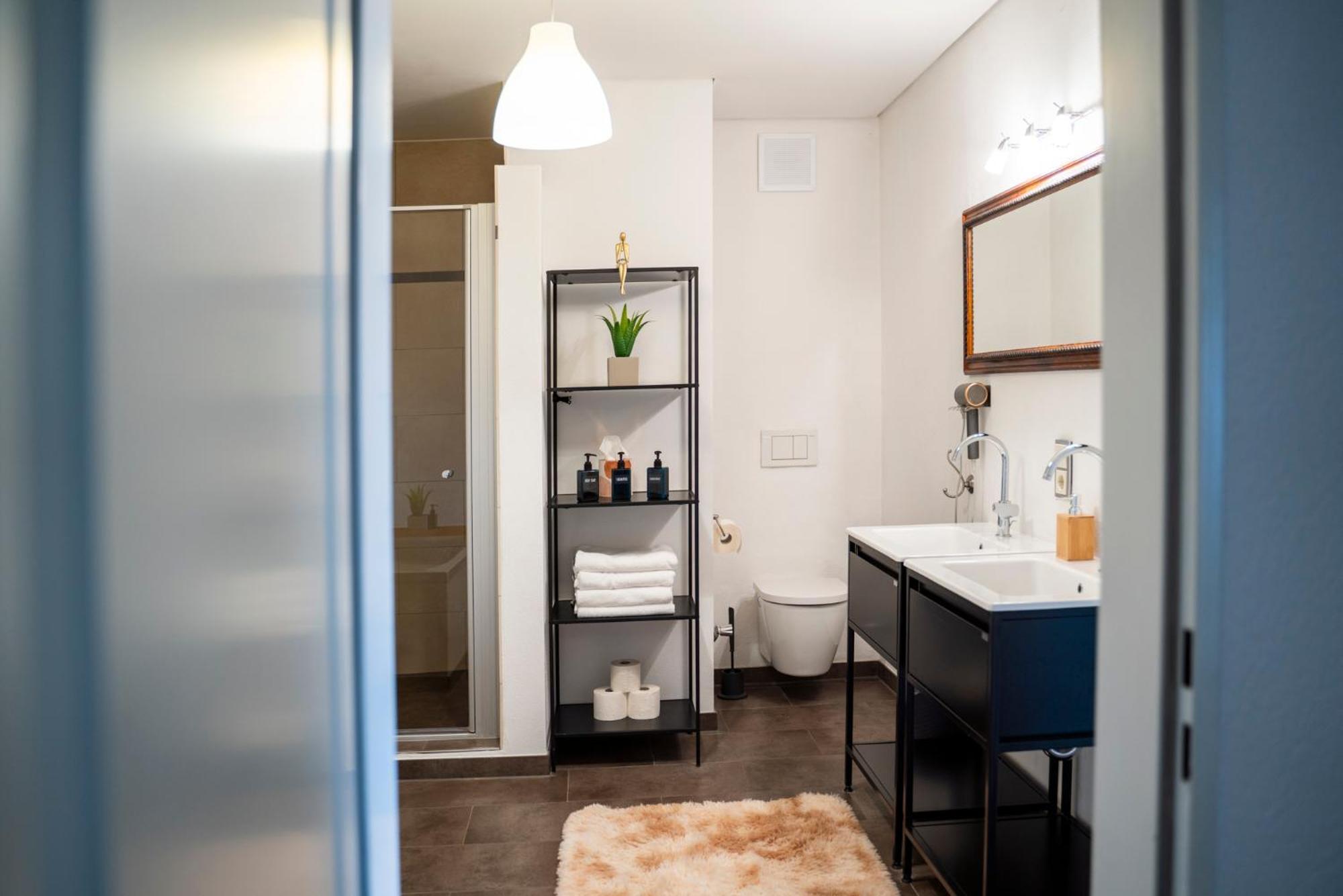 130M2 Loft - Balkon, Smart Tv, Badewanne, Kaffee Apartment Rosenheim Bagian luar foto